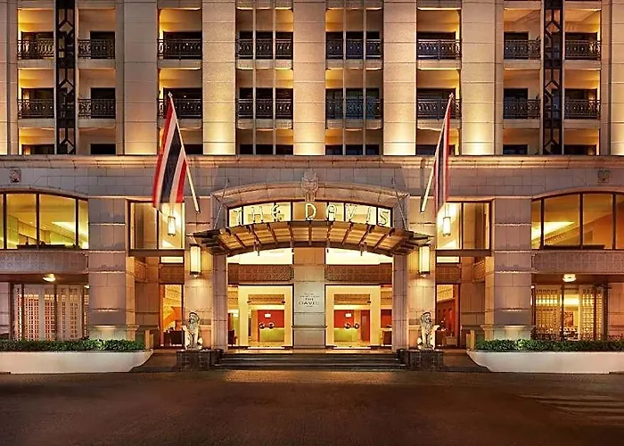 Davis Thai House Hotel 4*