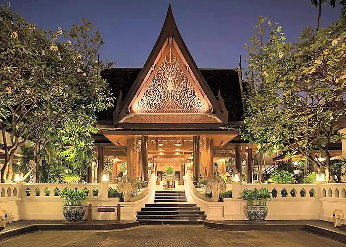 Davis Thai House Bangkok